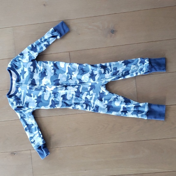 3/$18 - 18M Army Blue Kids Onesie - Picture 1 of 3